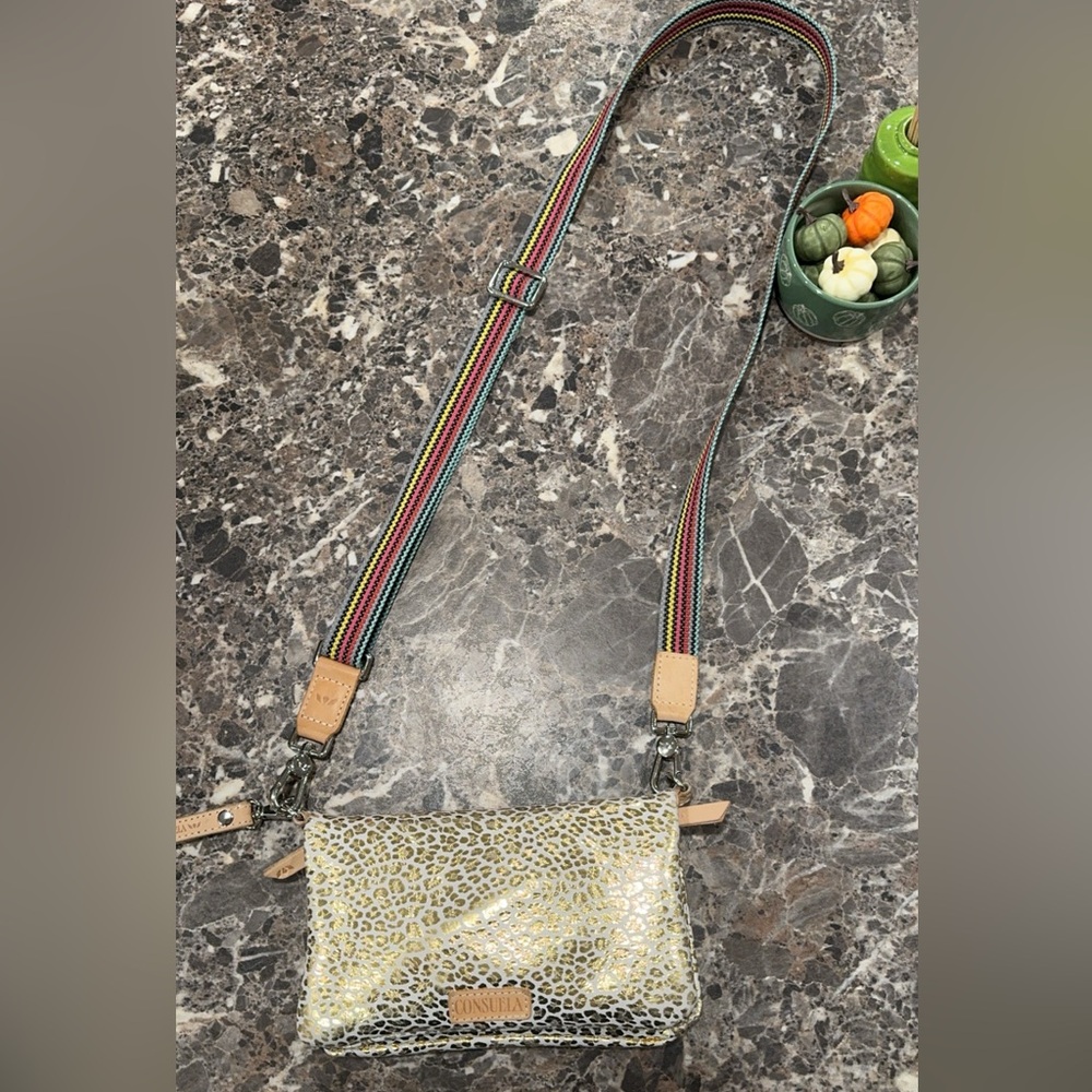 Consuela Kit Uptown Crossbody!